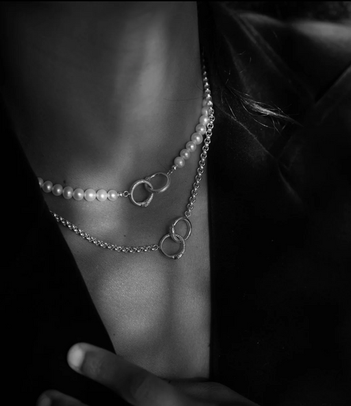 Ouroboros pearl necklace gold photo