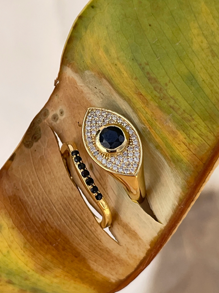 Rays of Light Fine Ring Black Sapphire Solid Gold Ring Set