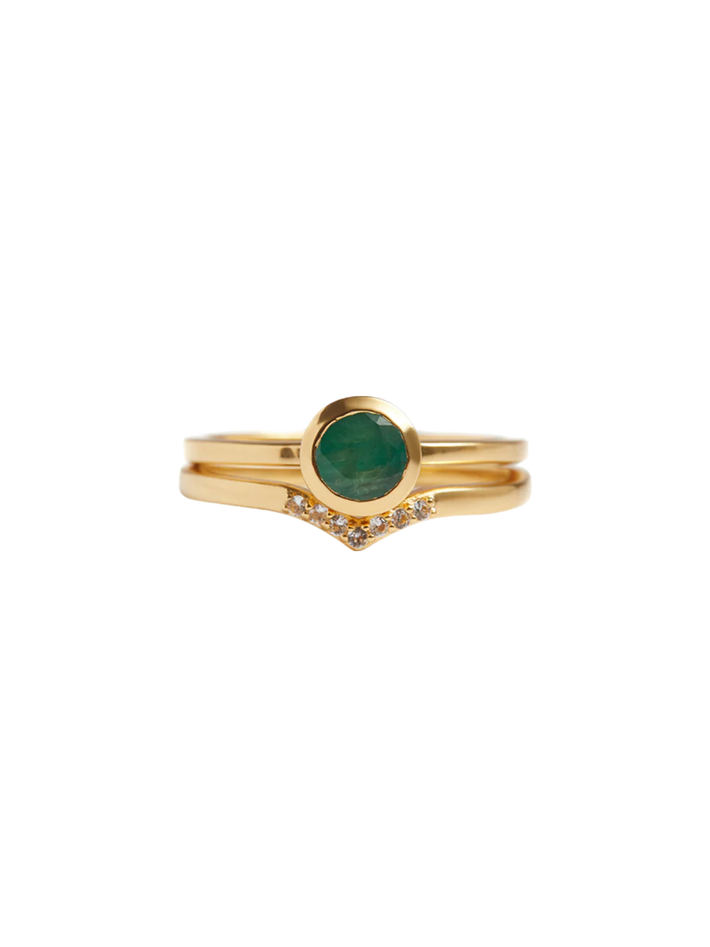 Peak pave solitaire stack emerald solid gold ring set