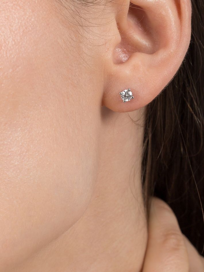 Solitaire earrings