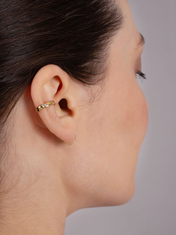 Pear ear cuff