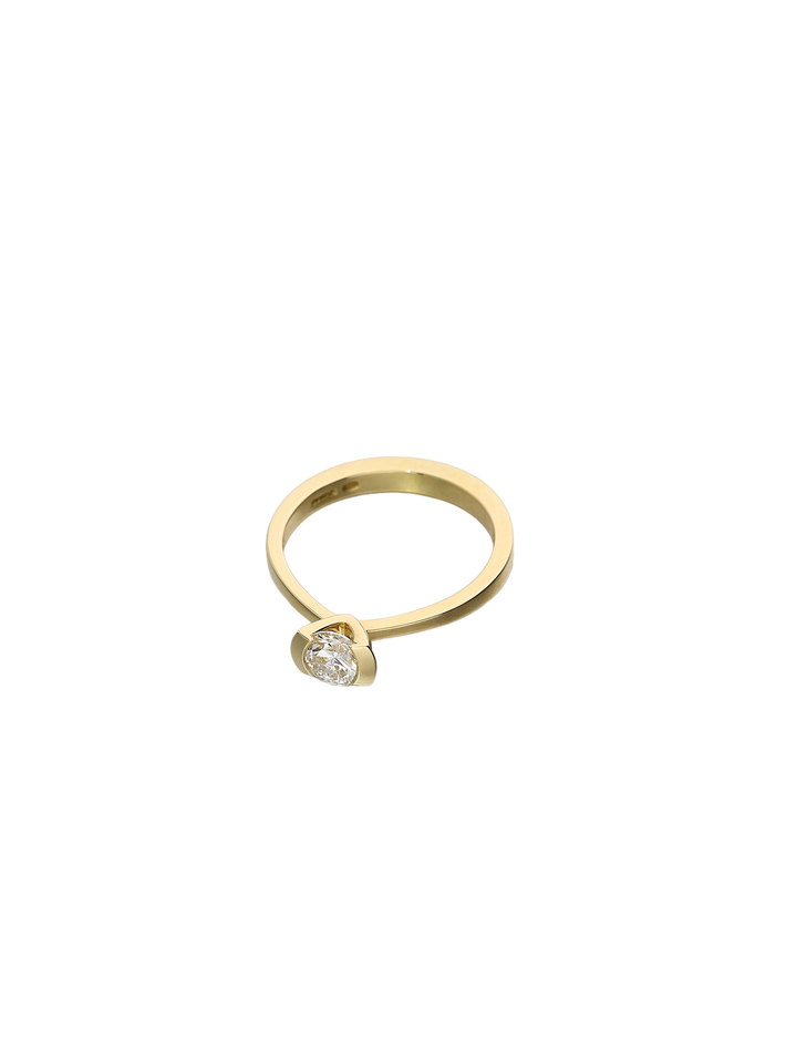 Ava classic ii ring