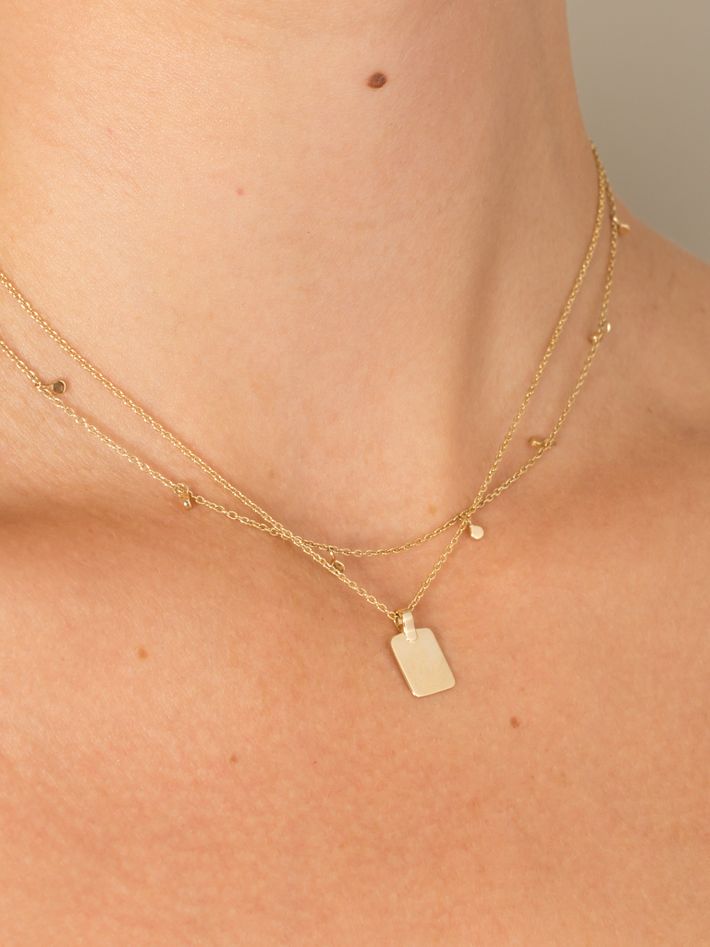 Classic tag necklace