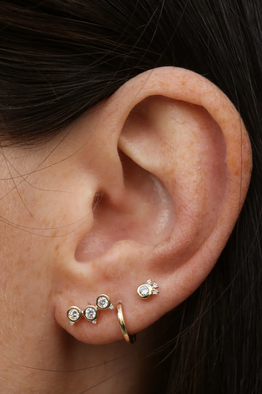 Pinnacle Stud with Diamonds photo