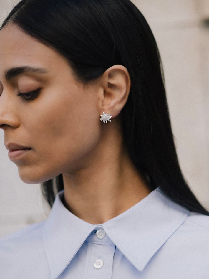 Sea anemone earrings in silver and 18k yellow gold with white moonstone