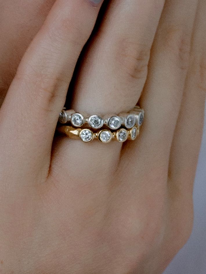 Ringo full eternity ring in 18k yellow gold with 1,50ct diamonds