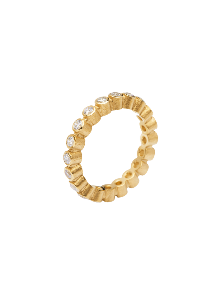 Ringo full eternity ring in 18k yellow gold with 0,80ct diamonds