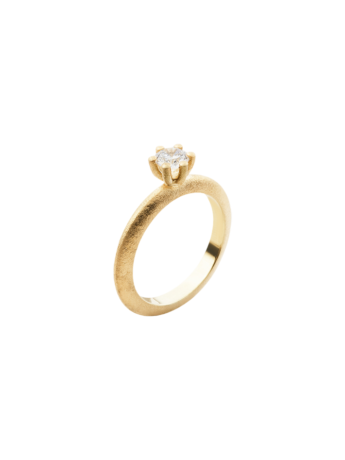 Pompeia solitaire ring in 18k yellow gold with 0,50ct diamond