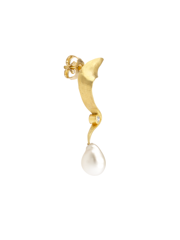 Pure keshi pearl earring