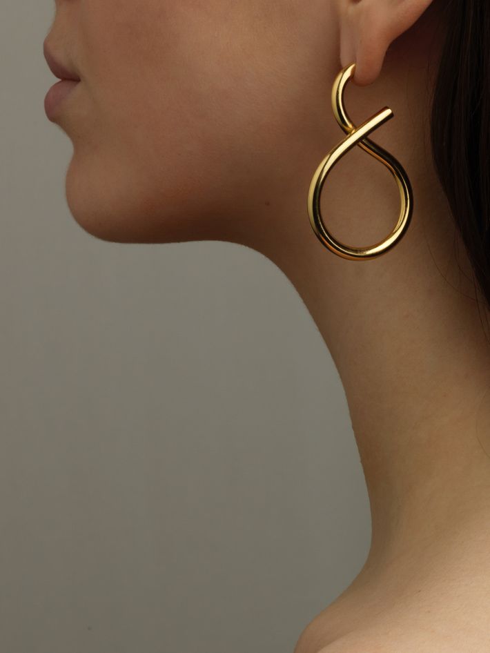 Shape ii earrings in gold vermeil