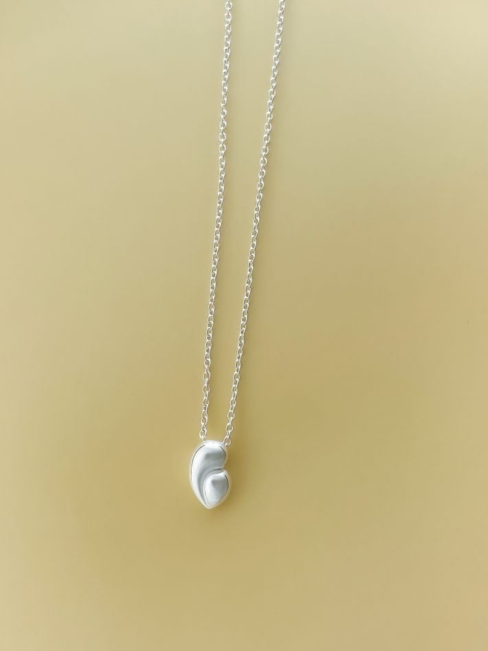 Mother's heart pendant in silver - small