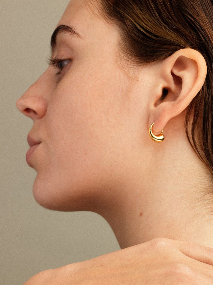 Closure iii hoops in gold vermeil