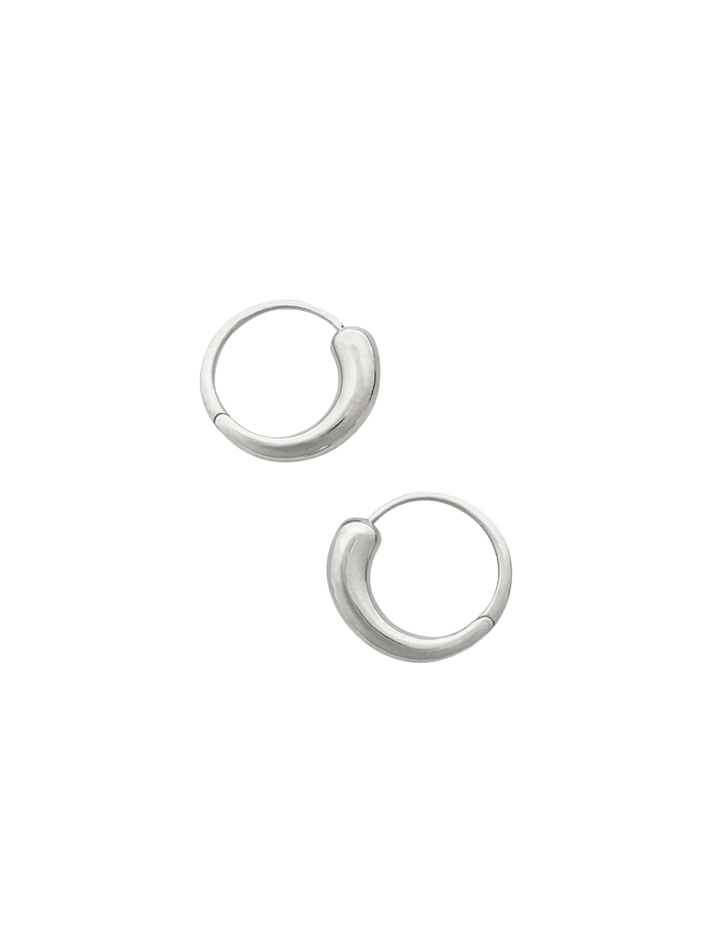 Closure ii hoops in silver