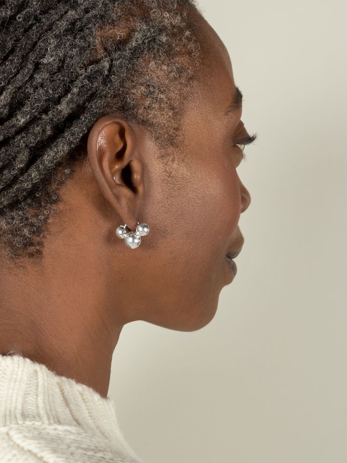 Cluster earrings in silver