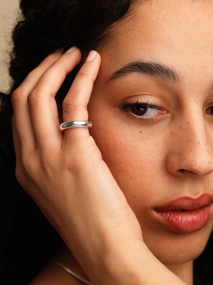 Essential chunky ring in silver