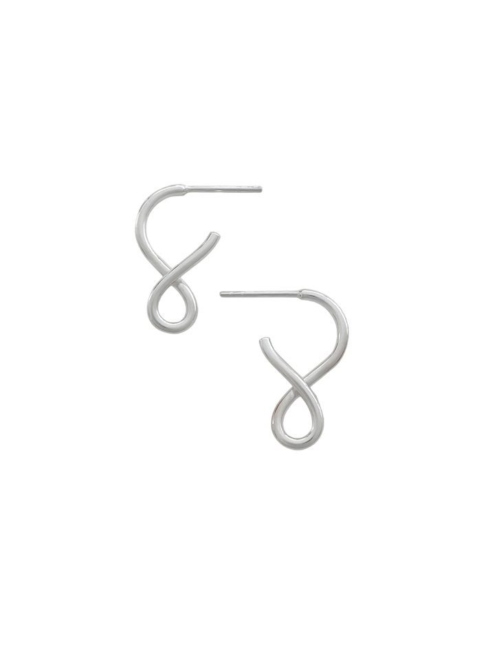 Shape I small earrings in silver