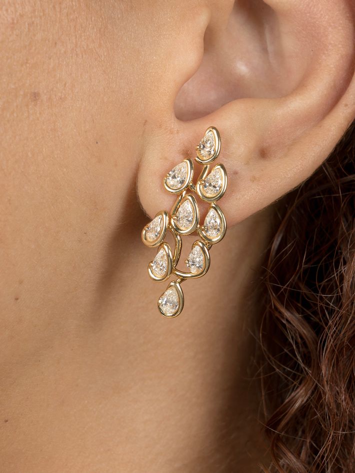 Diamond corridor earrings yg