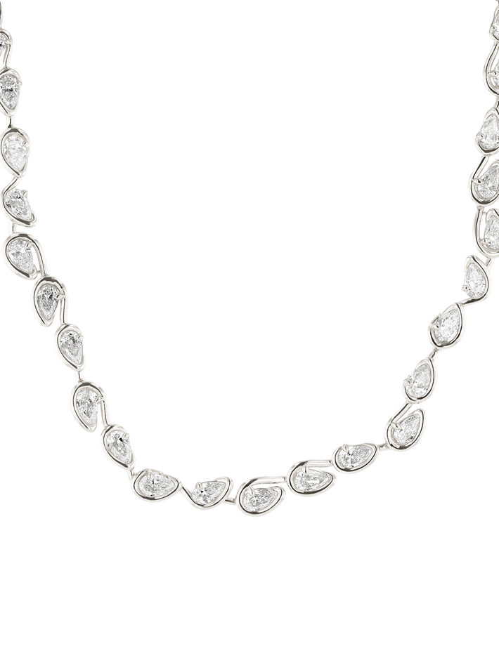 Diamond corridor necklace wg