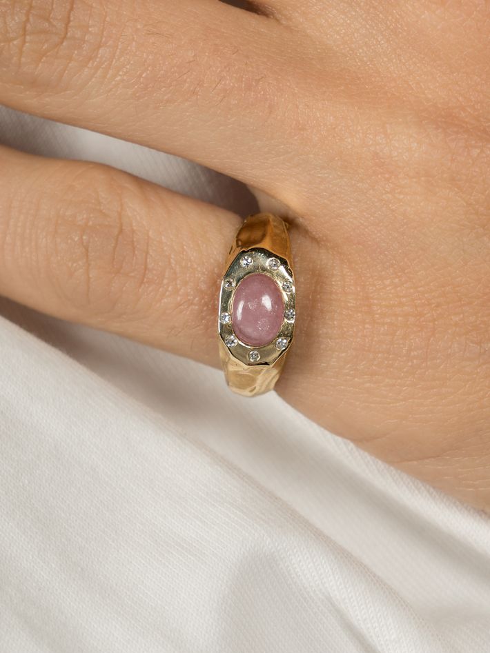 Pink tourmaline gumdrop ring