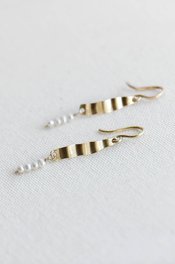 Vague de papier d'or earrings