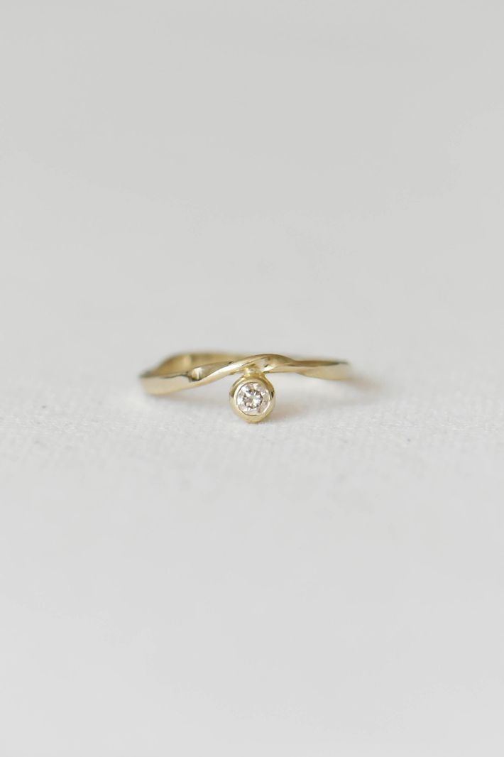 La belle gold diamond ring