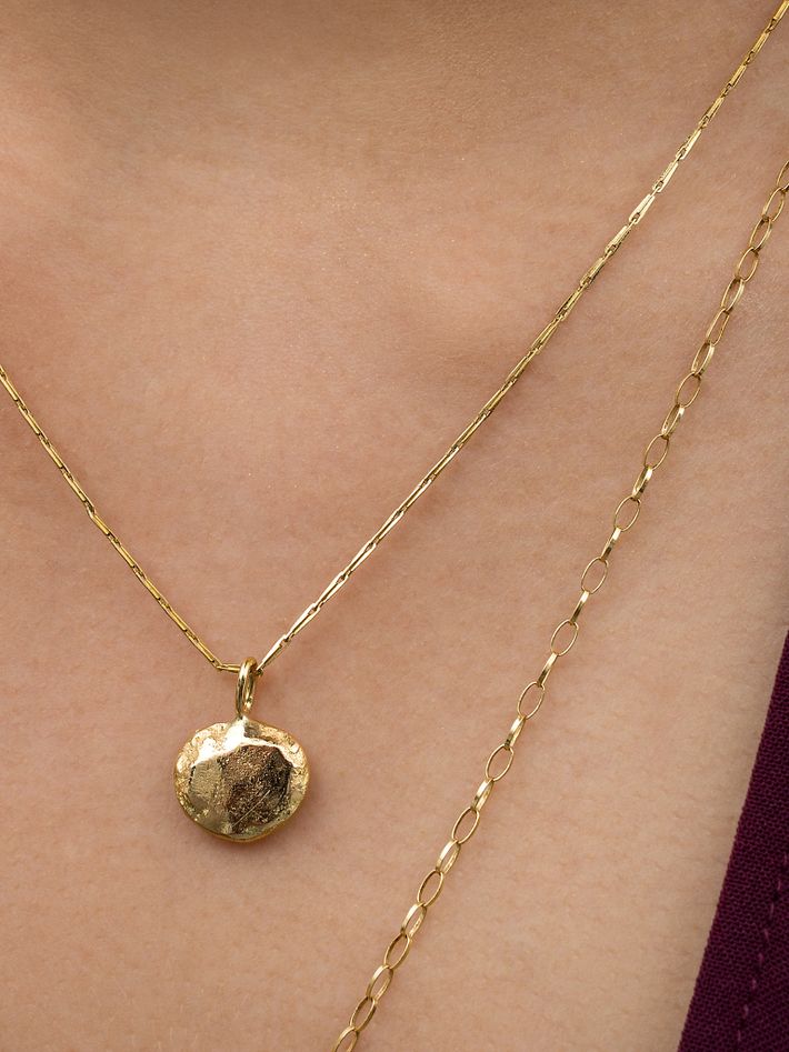 Espoir gold pendant necklace