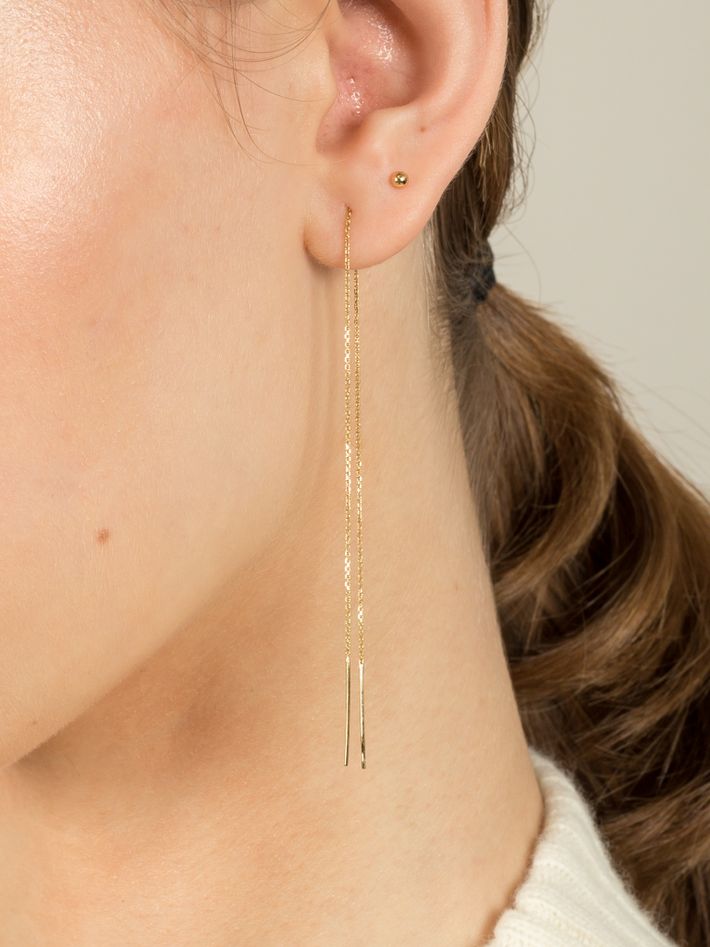 Each chain earring