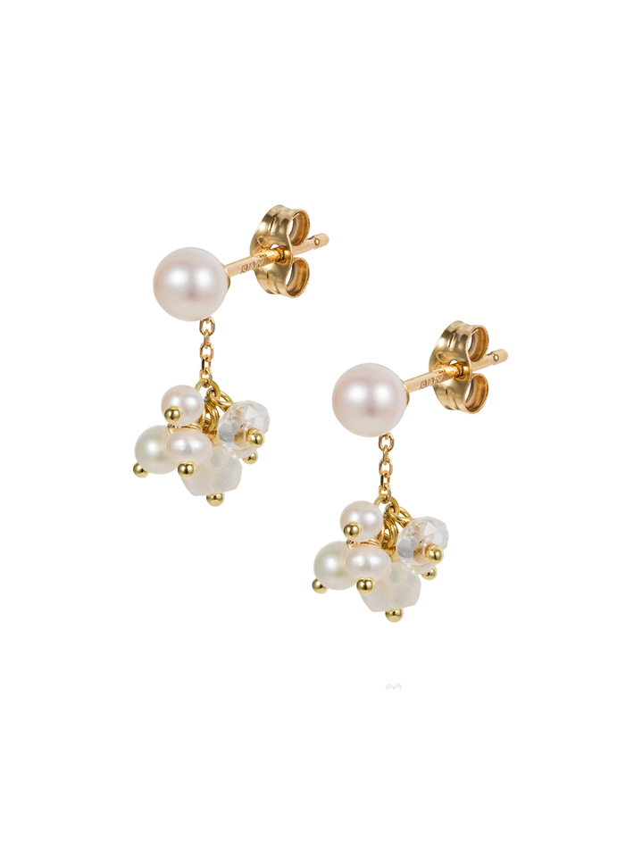 Pearl cluster stud earrings