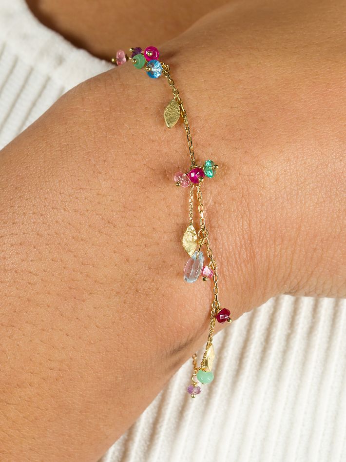 Romantic world of sweet pea bracelet
