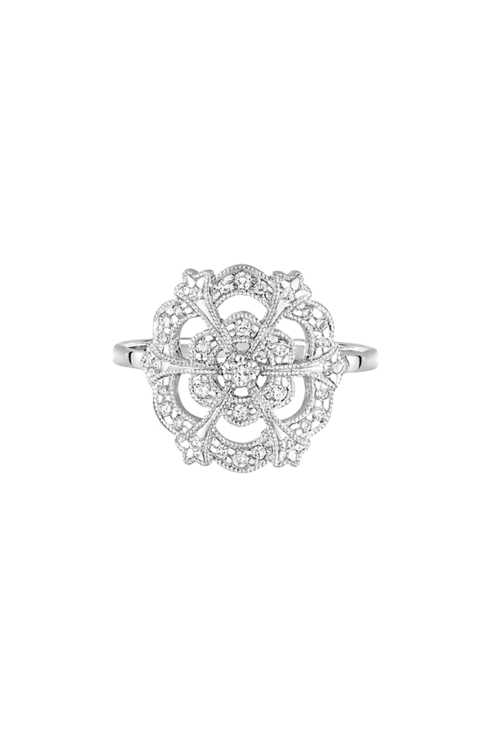 Lace ring white gold