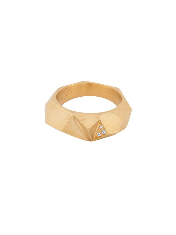 Fanrock facet ring with diamonds