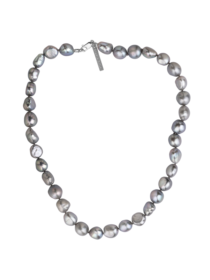Karlo necklace