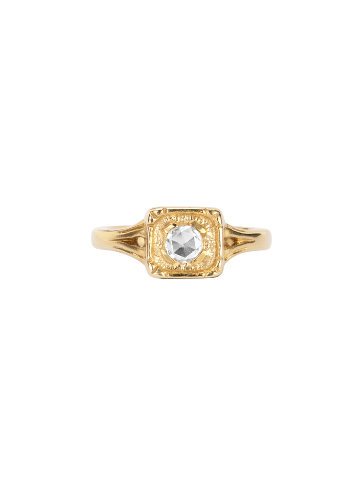 Chamber diamond ring