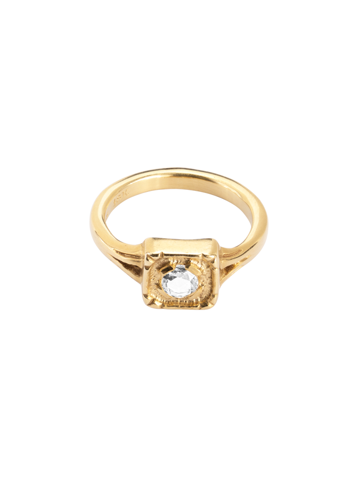 Chamber diamond ring