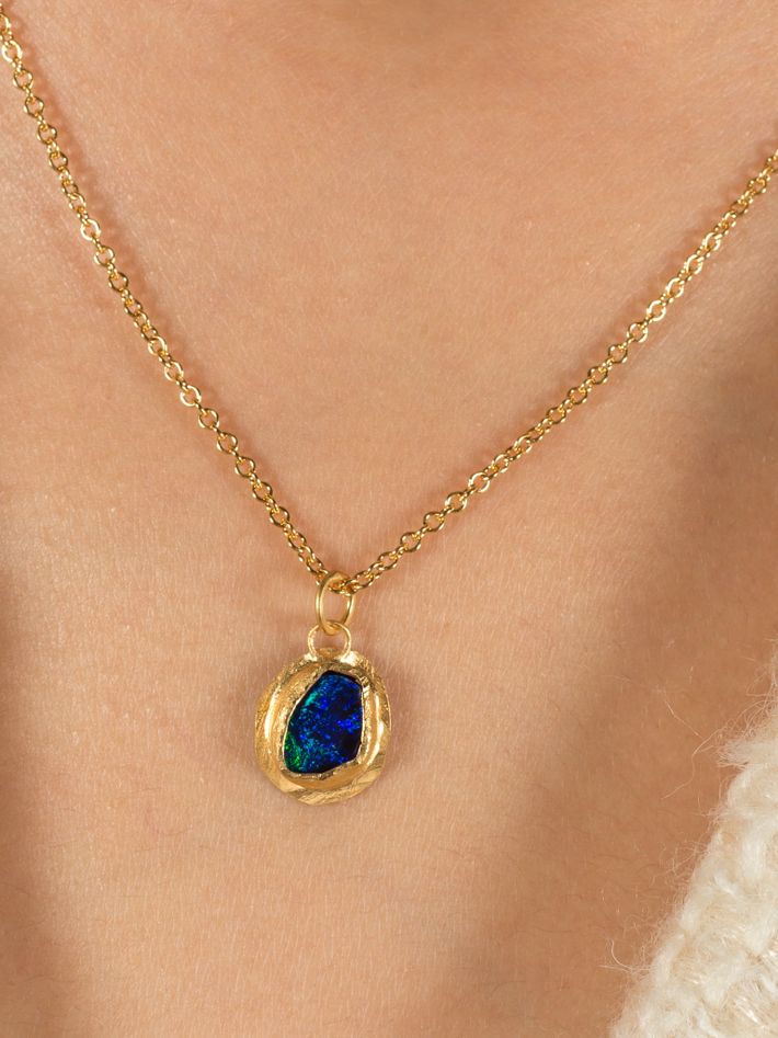 Australian opal pendant necklace